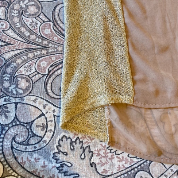 Lush Rose Gold sheer and Gold Panel top - Picture 9 of 10